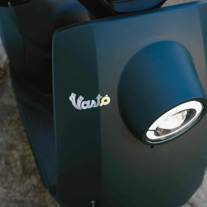 Benzina Zero Vasto Electric Moped - Image 10