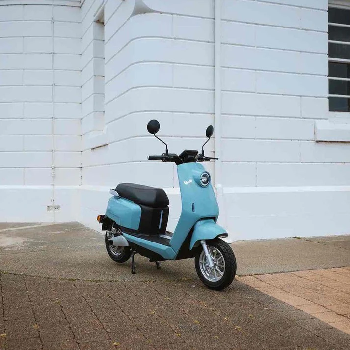 Benzina Zero Vasto Electric Moped - Image 6