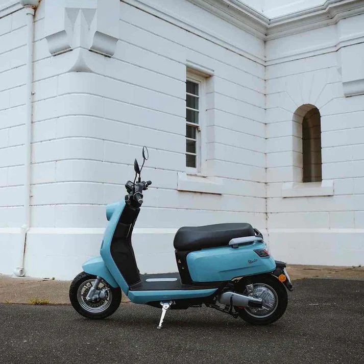 Benzina Zero Vasto Electric Moped - Image 8