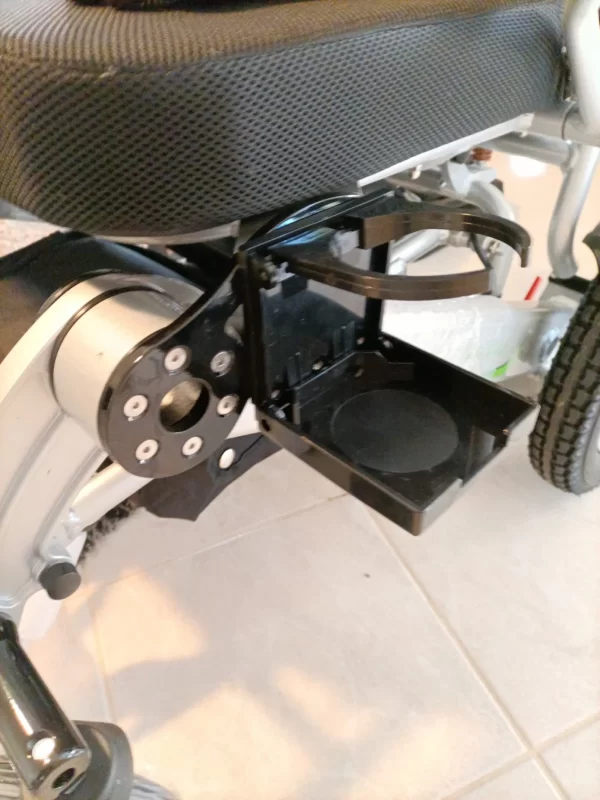 Dinkum Folding Wheelchair and T-100 Included - Image 10
