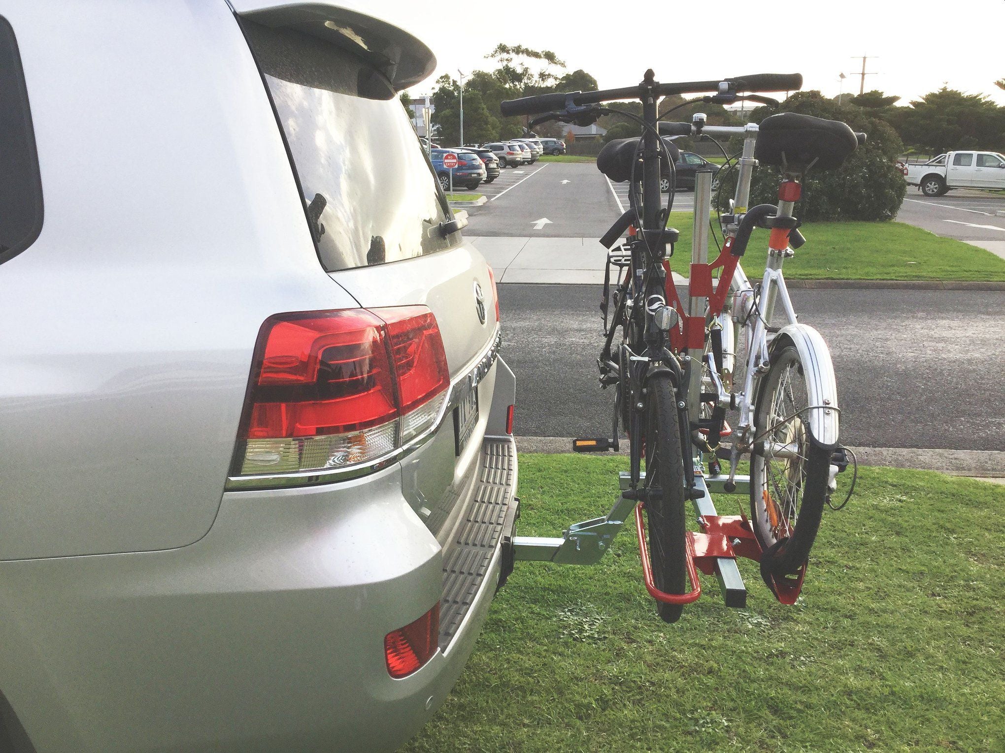 GSA Easy Tilt Electric Bike Rack- Carry Up To 2 Bikes - Image 3