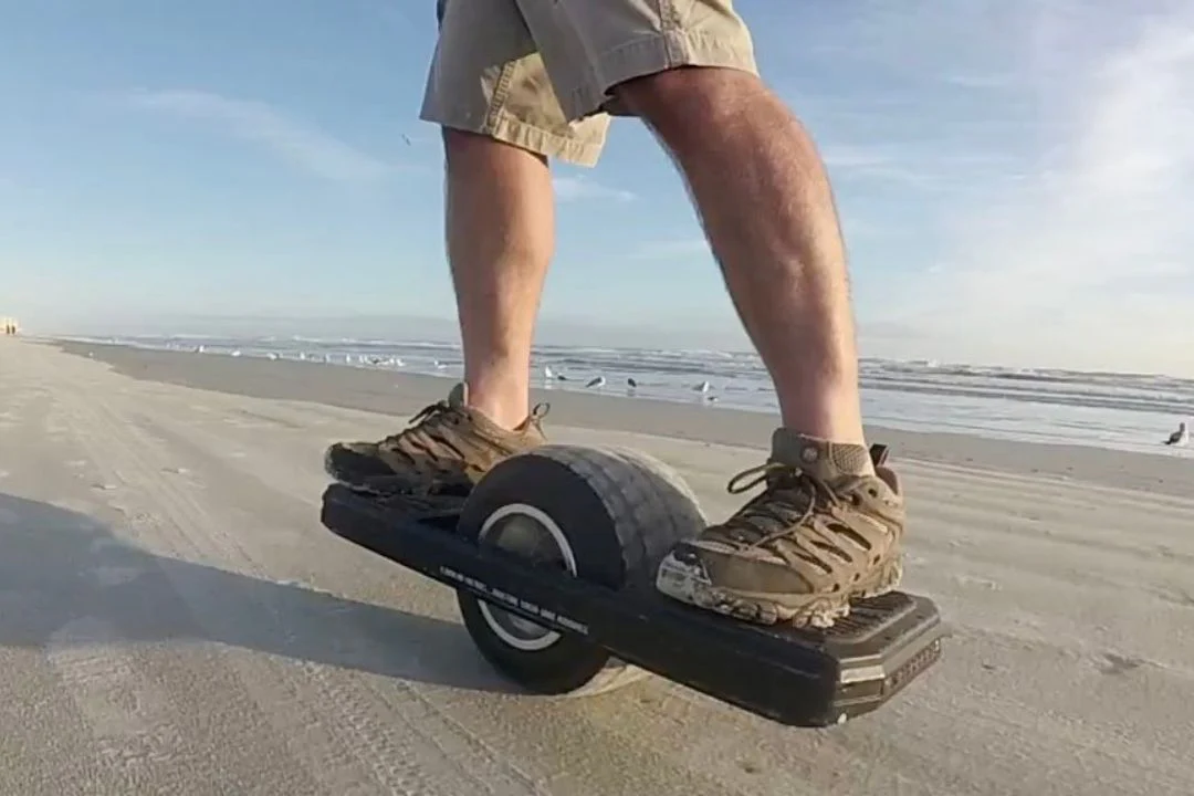 Moov8 Trotter MAGWheel Self Balancing Electric Hoverboard - Image 4