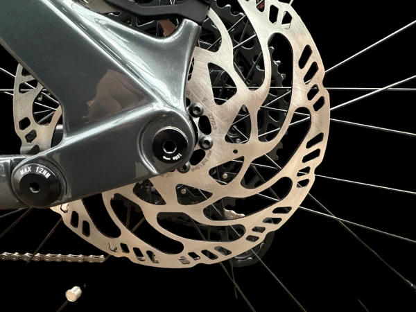 Rever Premium Carbon Mountain Bike - Image 11