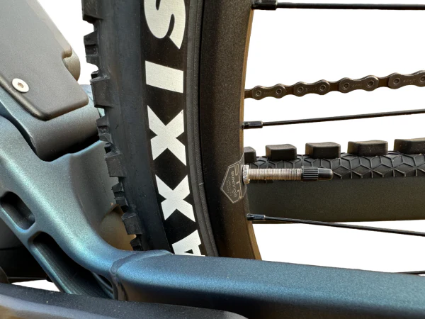 Rever Superior Electric Mountain Bike - Image 10