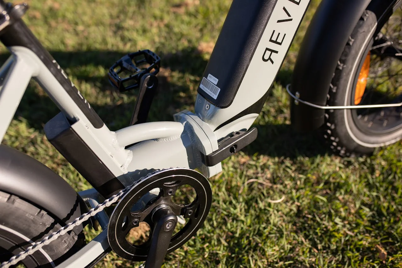 Rever Turbo Electric Folding Bike - Image 3