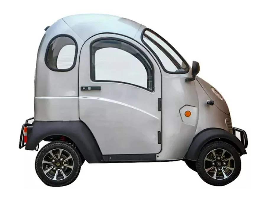 Ronica Trade Ladybug Enclosed Mobility Scooter - Image 8