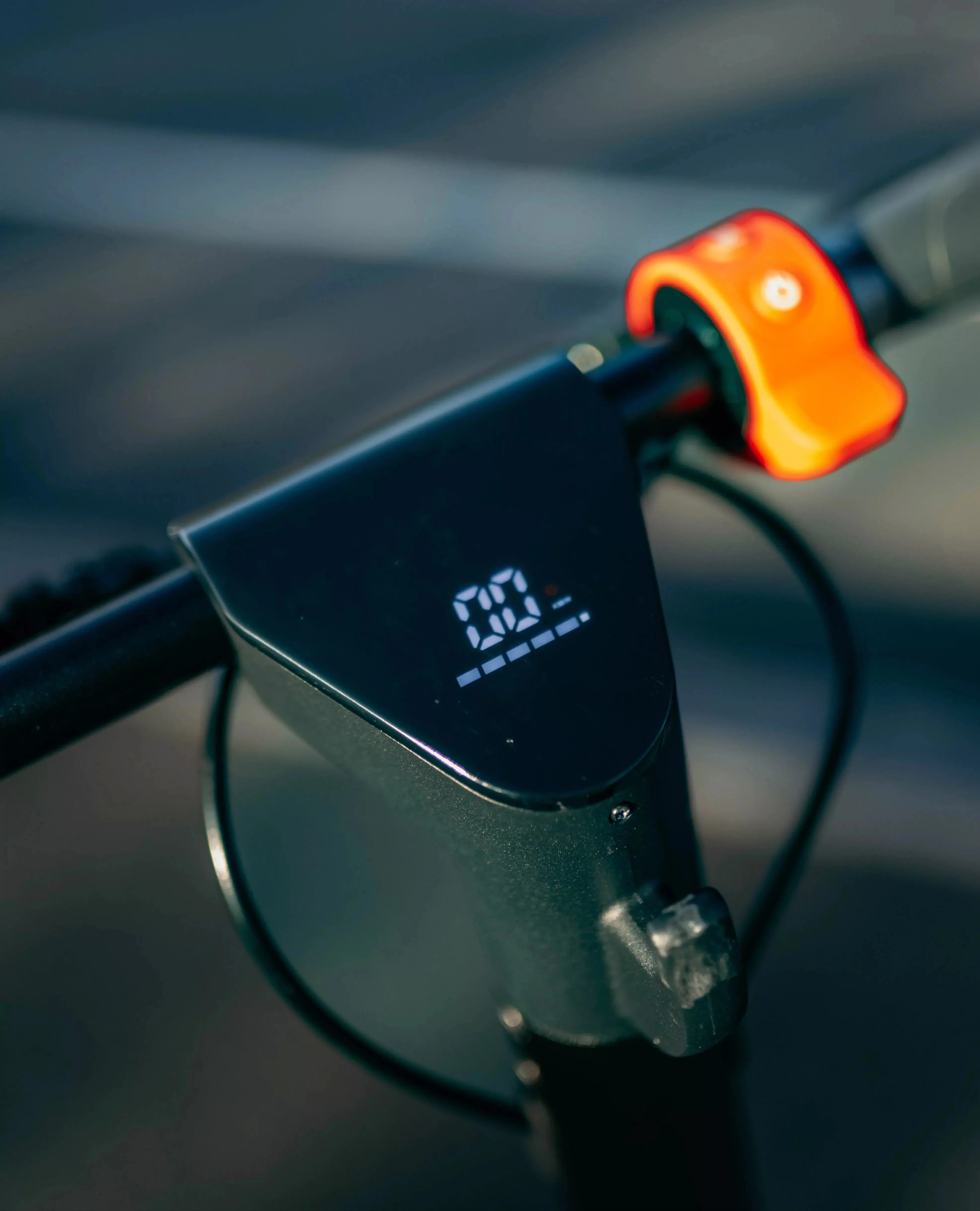 The Simple Commute Aurora Electric Scooter RWD - Image 7