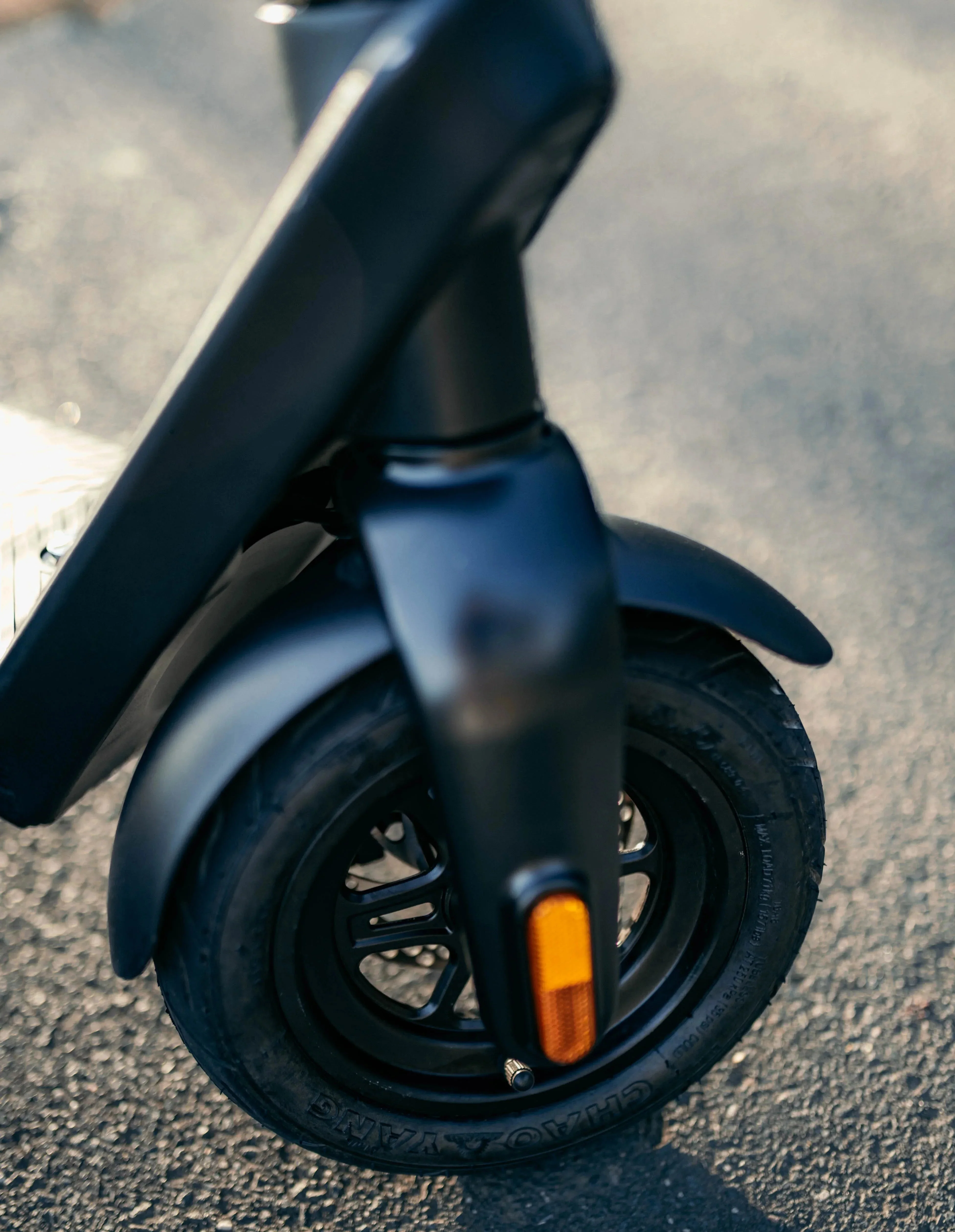 The Simple Commute Aurora Electric Scooter RWD - Image 9