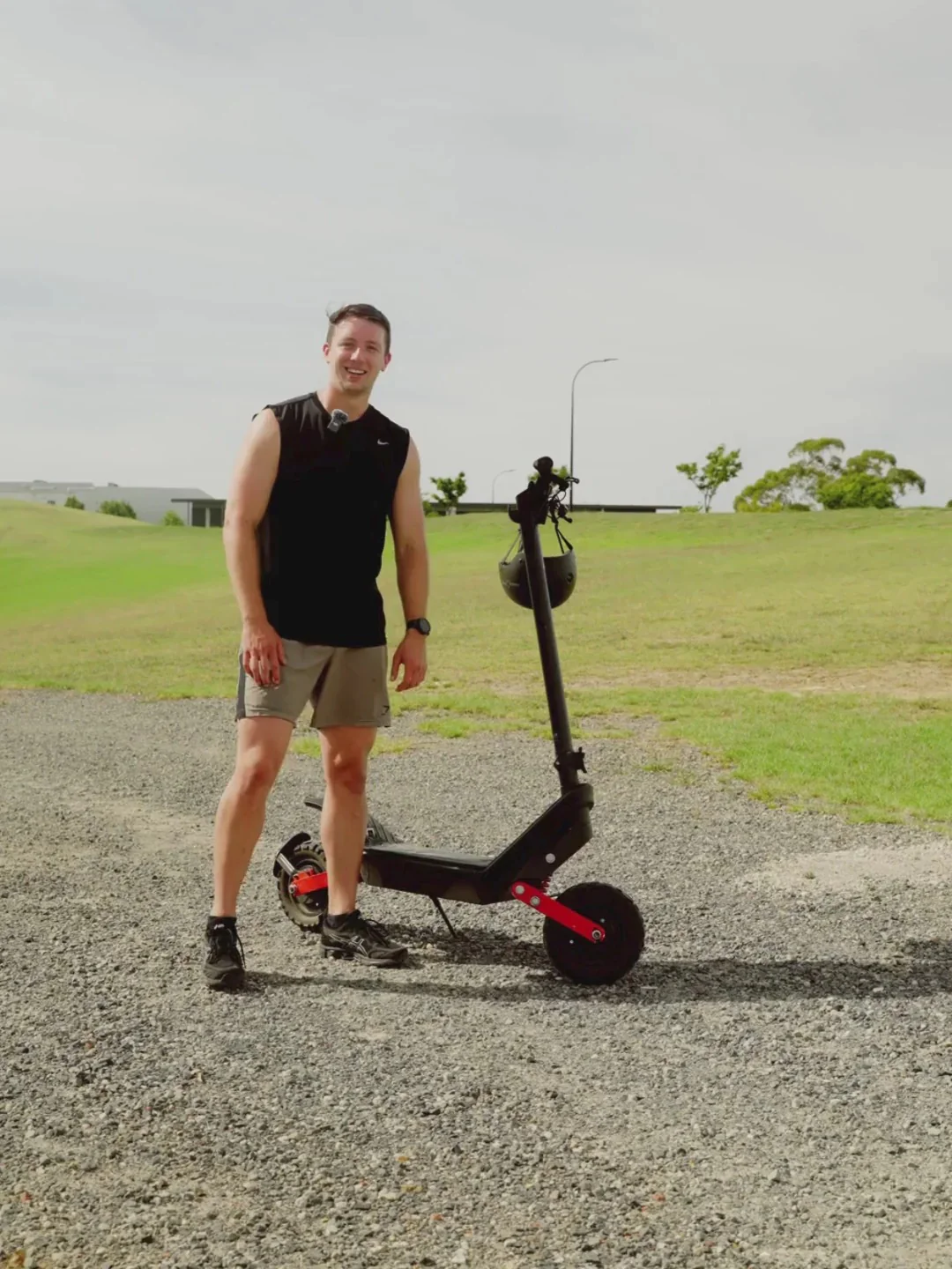 The Simple Commute Kaiju Dual-Motor Electric Scooter AWD - Image 12