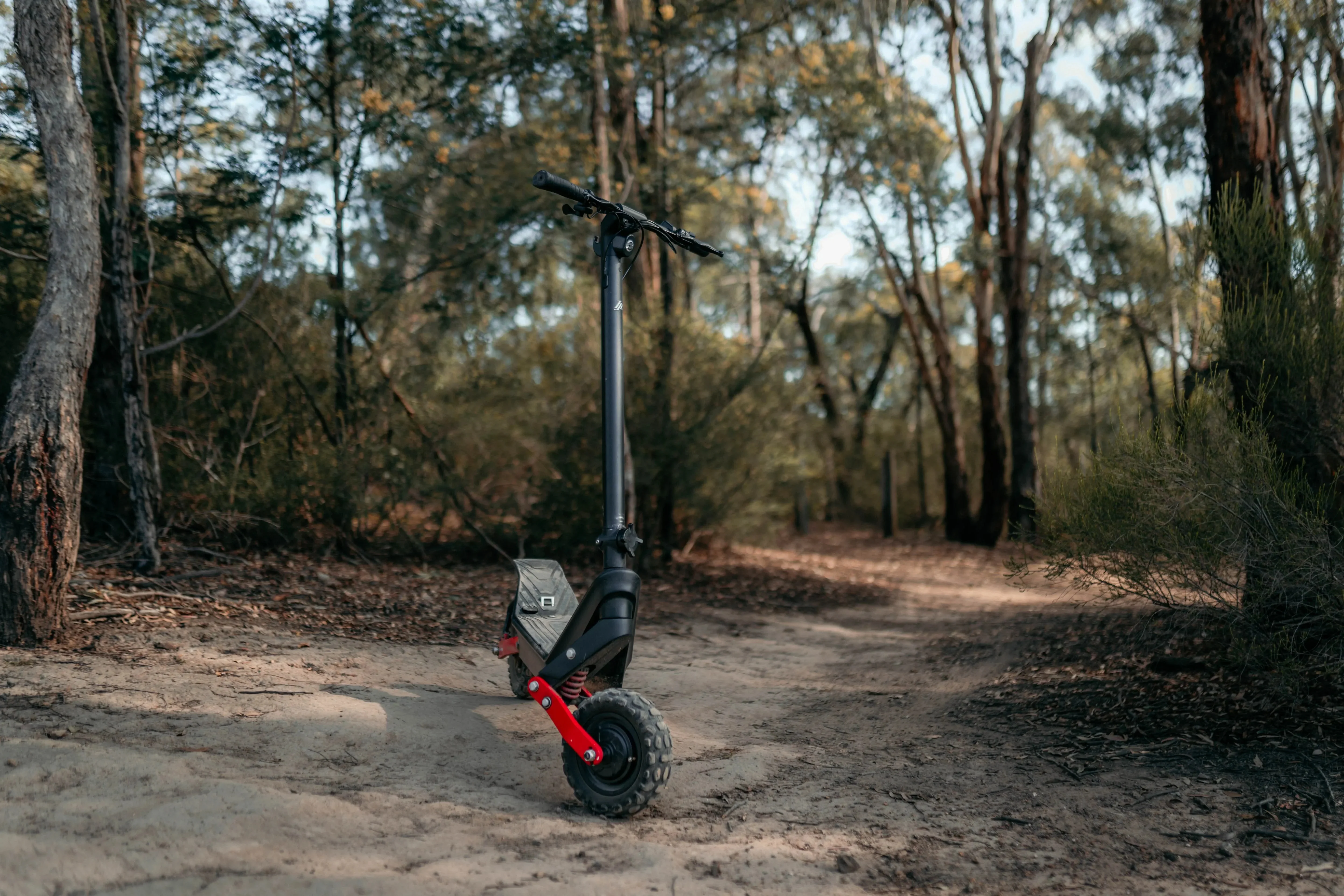 The Simple Commute Kaiju Dual-Motor Electric Scooter AWD - Image 16