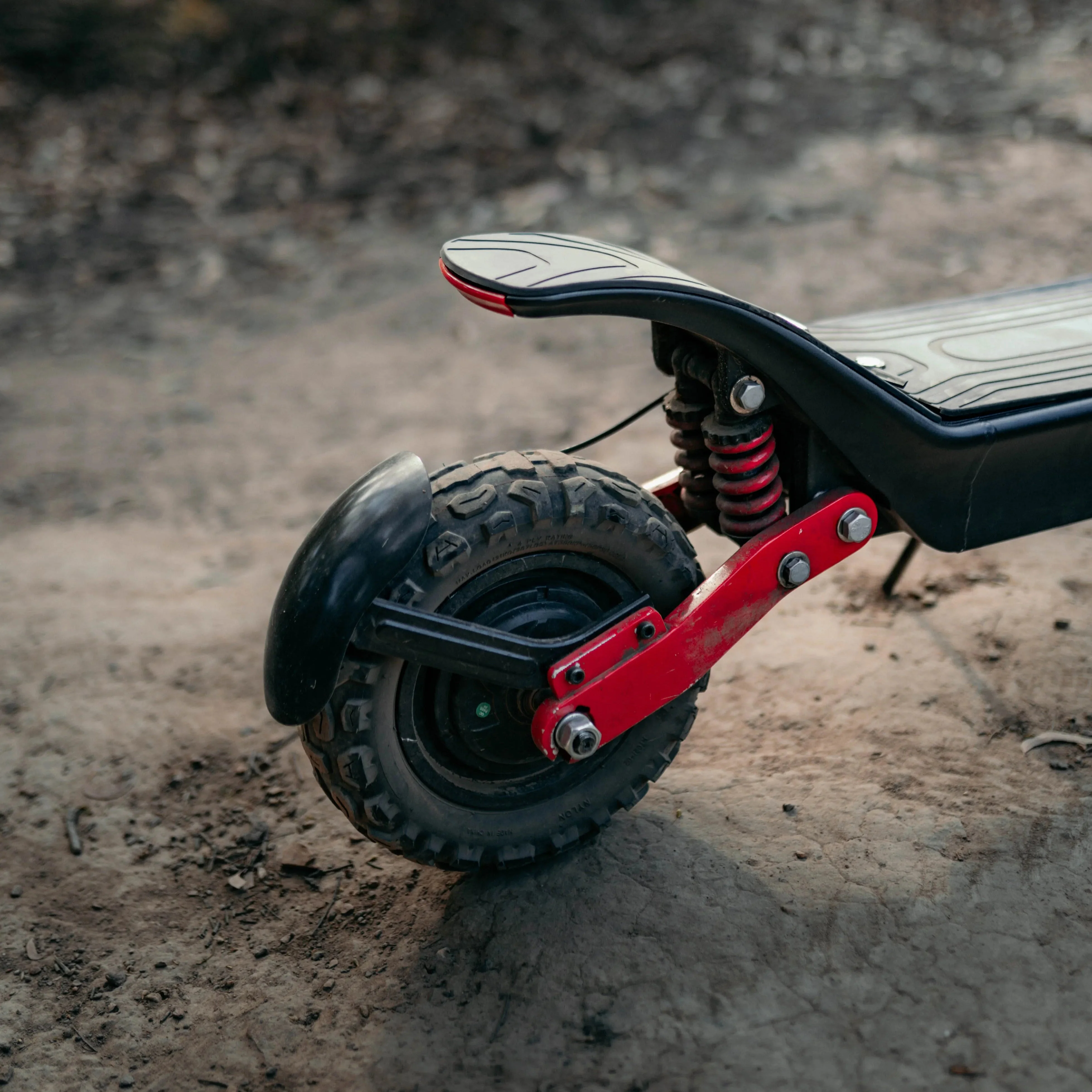 The Simple Commute Kaiju Dual-Motor Electric Scooter AWD - Image 9